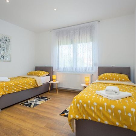 Lumalu Apartman Galižana Kültér fotó