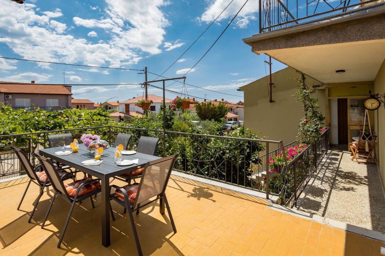 Lumalu Apartman Galižana Kültér fotó